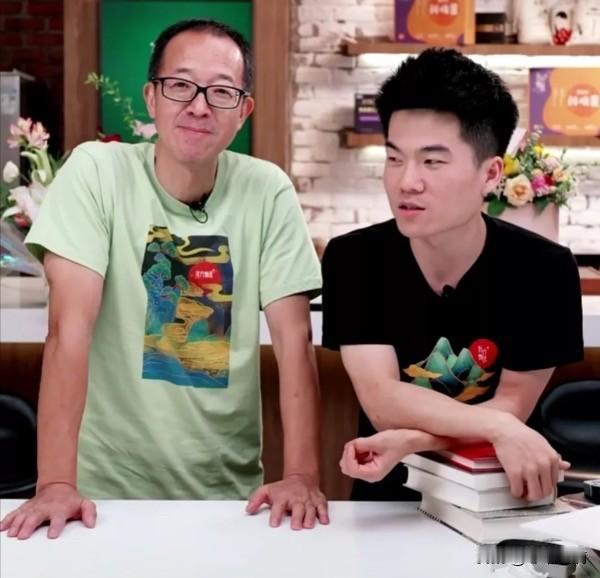 东方甄选F4全走了，猛回头，刘邦曹操也干过这事俞敏洪老师又双叒道歉了。