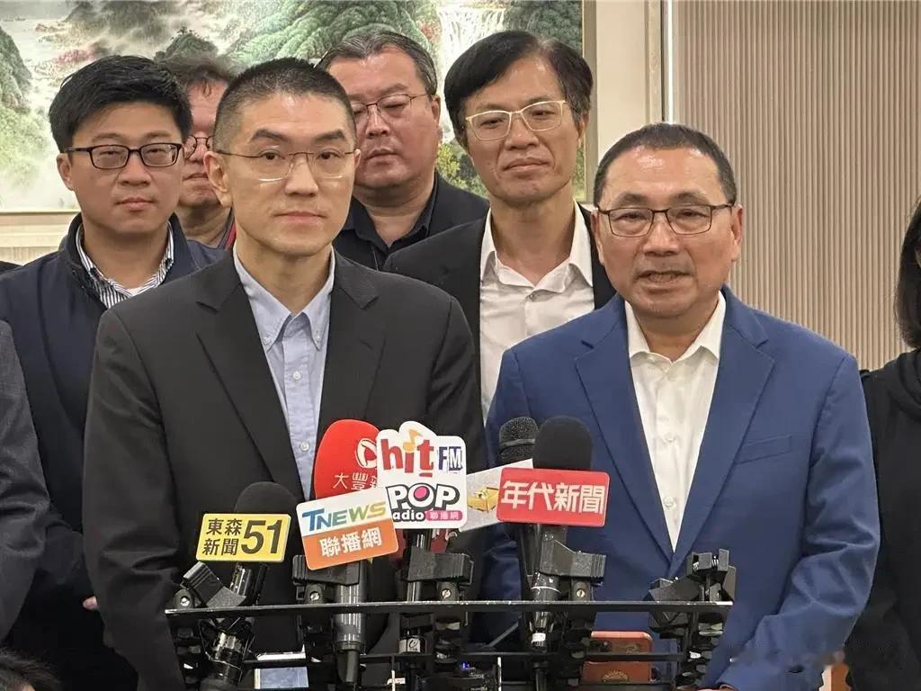 最近，赖清德与卓荣泰提出了反制蓝白的方案，那就是所谓的行政机构不副署、不执行立法