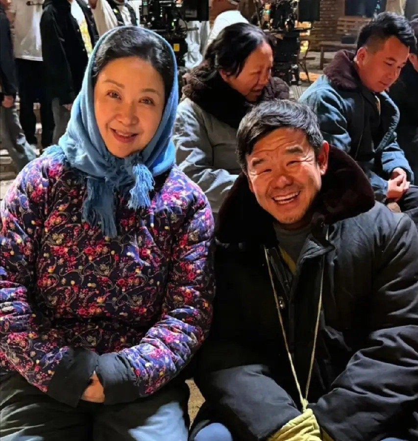 万万想不到，《主角》里食堂打饭的胖大嫂，现实中，才是真正的戏曲大神！她就是获得梅