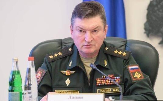 格拉西莫夫大将的“绝对心腹”，拉平上将再次任上被免，接任他的人是个“狠角色”！