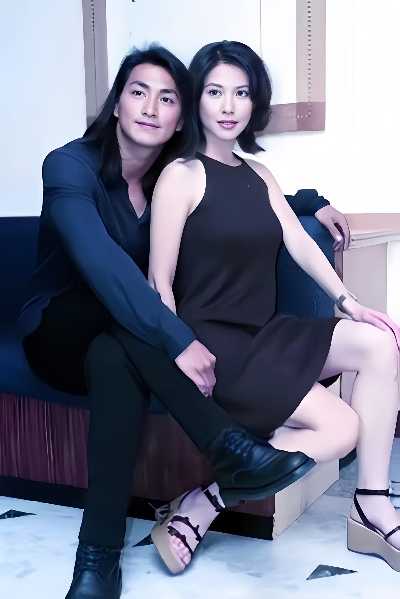 李婉华曾是何家劲的第二个女朋友，她年轻的时候长得很漂亮。自从何家劲与李婉华分