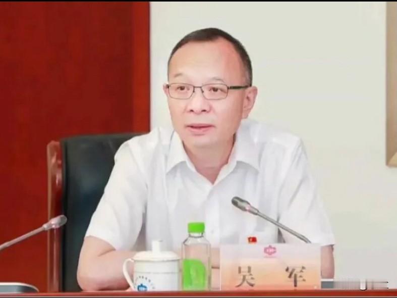 中煤西北能源化工集团有限公司的吴军上了热搜！他长期在能源企业工作，当过中煤能源集