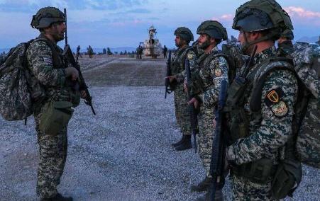 伊朗把美国脸都要打没了，伊朗王牌第23特种兵旅14次跨国突袭行动，深入美军驻扎的