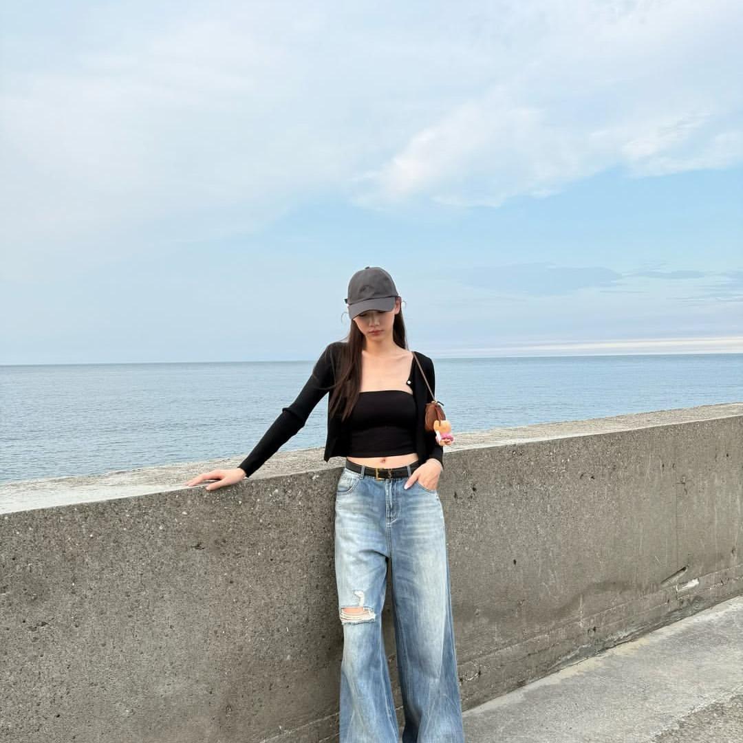 海边漫步，风也温柔。海边游玩风海边温柔风海边游玩日常海边治愈系生活海边踏