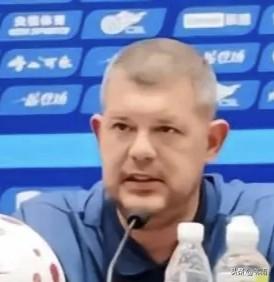 谁能想到？谁能猜到？谁能料到！半程冠军成都蓉城远赴客场，对阵保级球队青岛海牛，