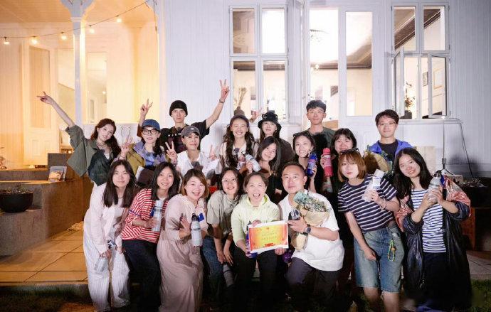 花少7真的是最好哭的一季！省下来的经费给幕后送福利，让默默付出的人被尊重，正片欢