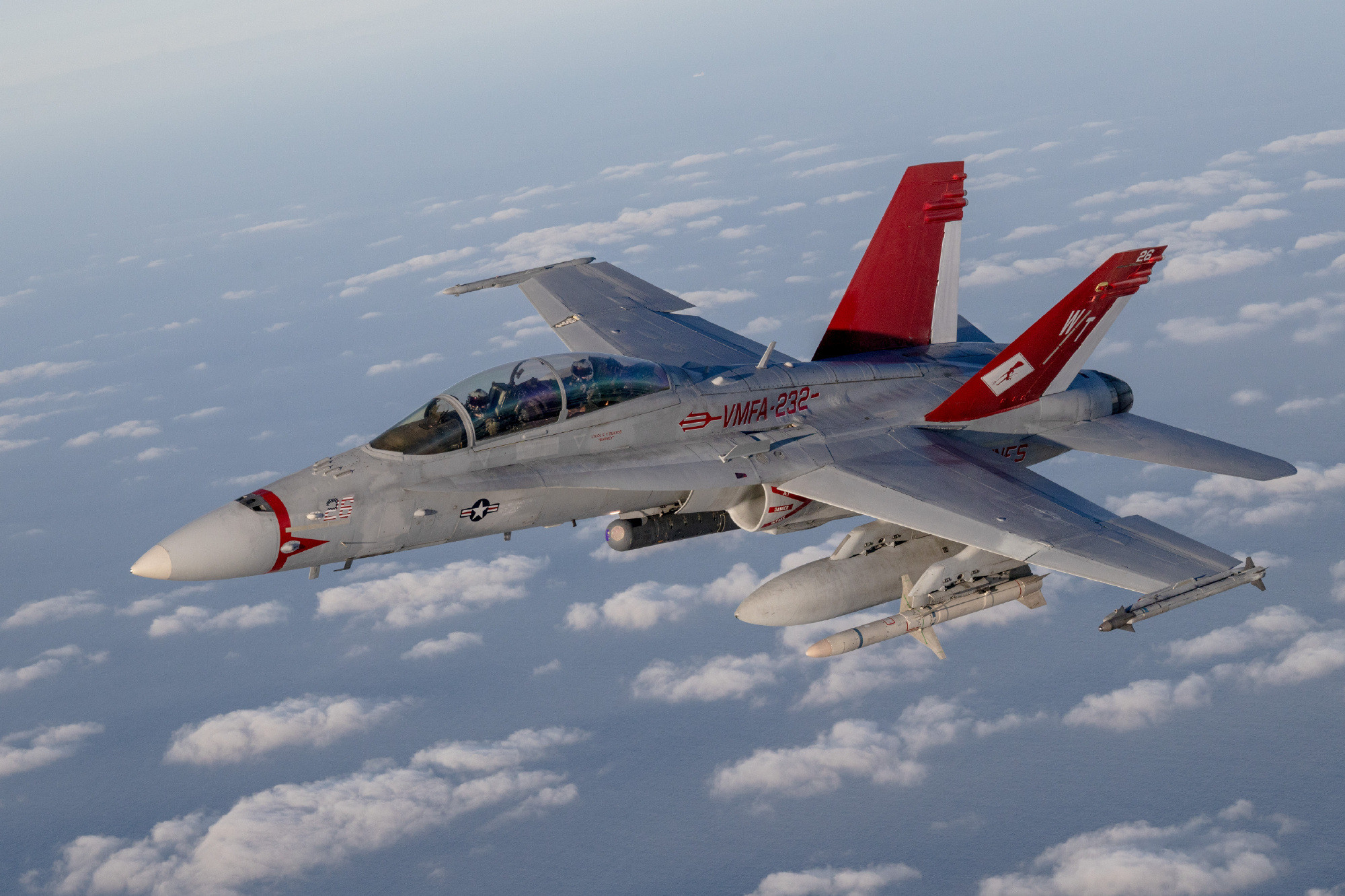 分享圖片：美國麥克唐納.道格拉斯F/A-18D艦載戰鬥/攻擊機