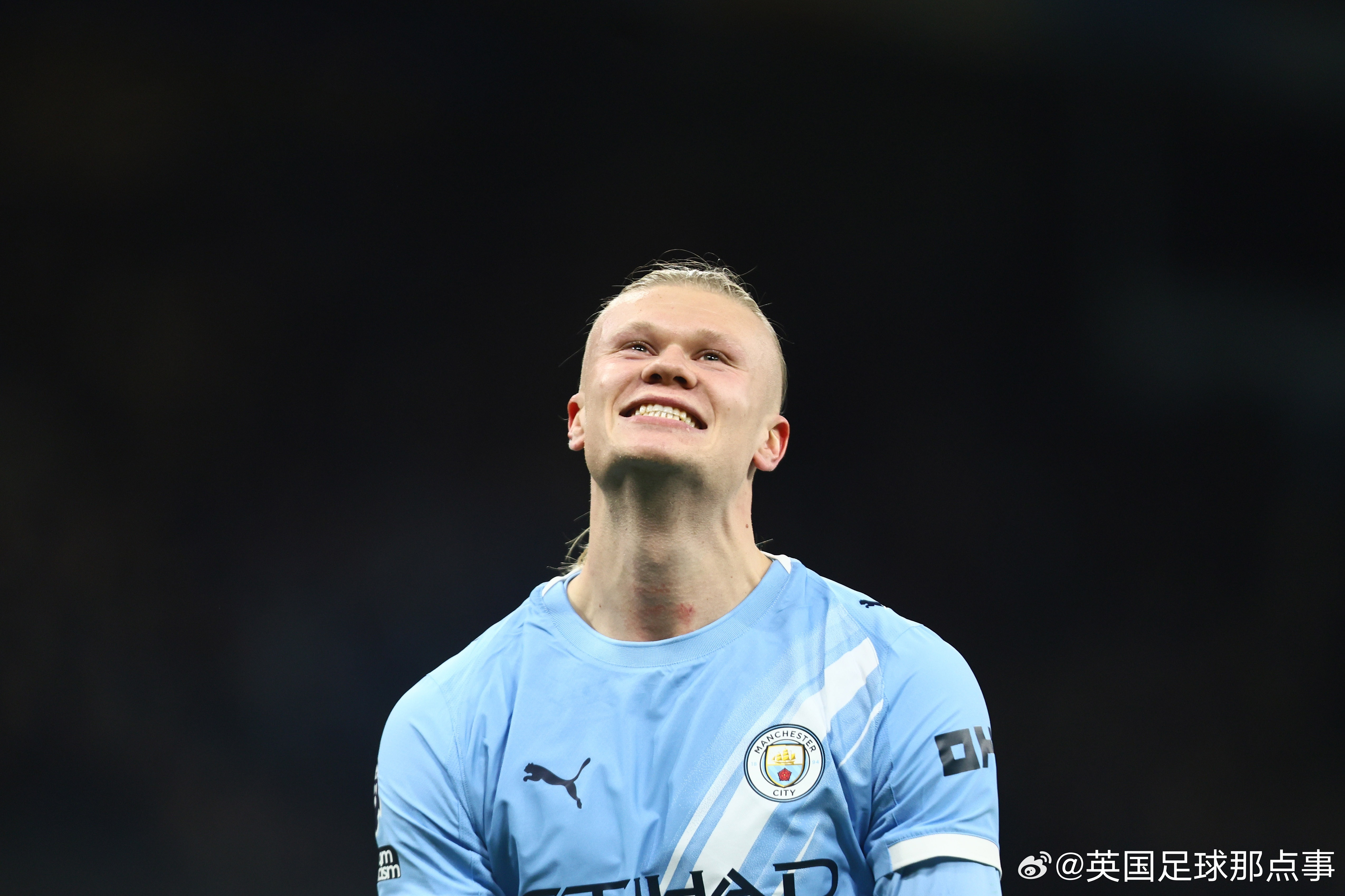 德天空：哈兰德仍是皇马引援首选，弗洛伦蒂诺渴望在今夏就完成签约。皇马已经与哈兰德