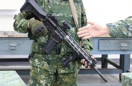 中美局势已经反转，之前美国可能还想着利用台湾牵制中国，但现在不一样了！现在是中国