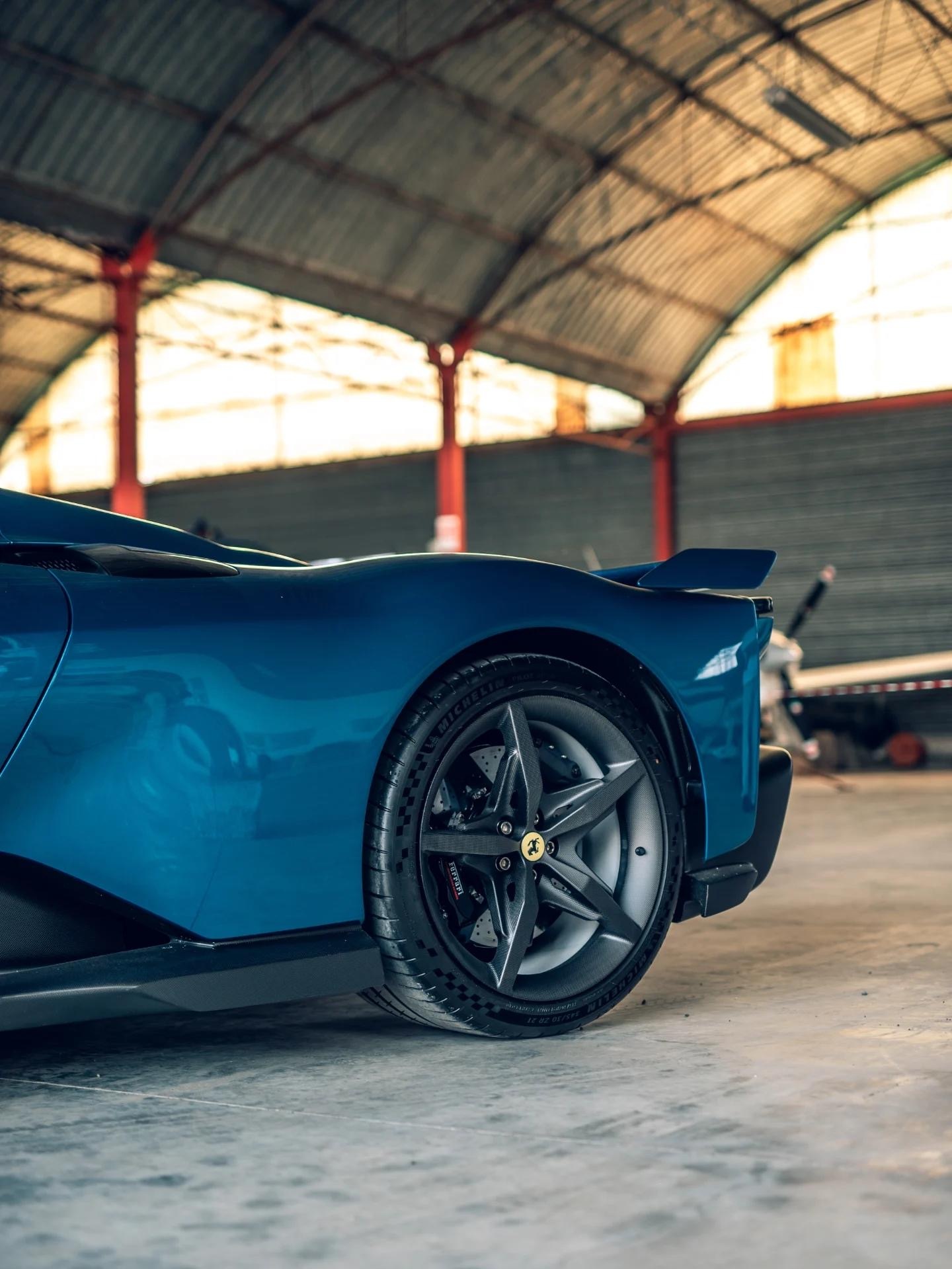 FerrariF80首批交付