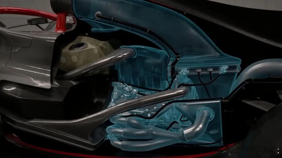 26年的新规让F1更像“超级增程方程式”。原本F1就类似强混的构型，1.6T的V