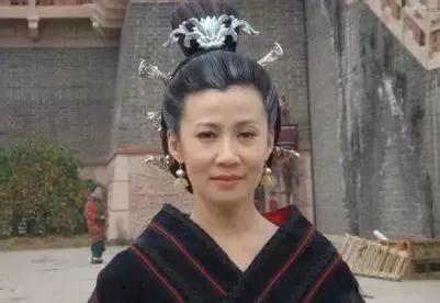 原来薄姬才是汉朝第一贤后，她的一生更是培养了两位盛世帝王，堪称传奇。薄太