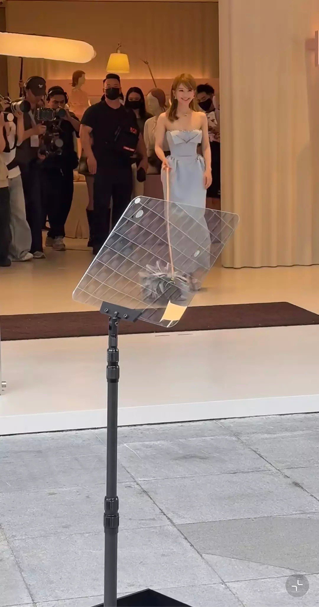 赵露思是不是带狗出席活动第一人​​​
