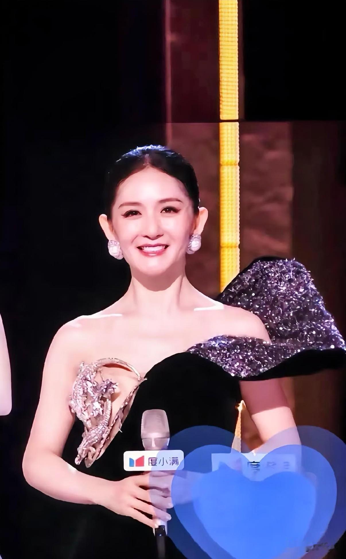 真是没想到！乘风2026总决赛主持阵容调整，谢娜岗位变动引发网友感慨《乘风2