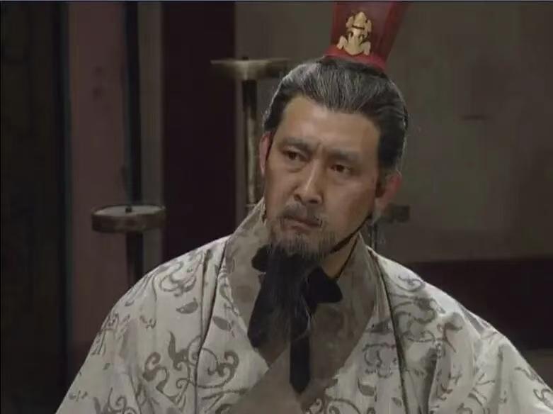 邓艾比姜维能力强，从哪三方面可以看出来？姜维北伐最大的对手是邓艾，他最后也败