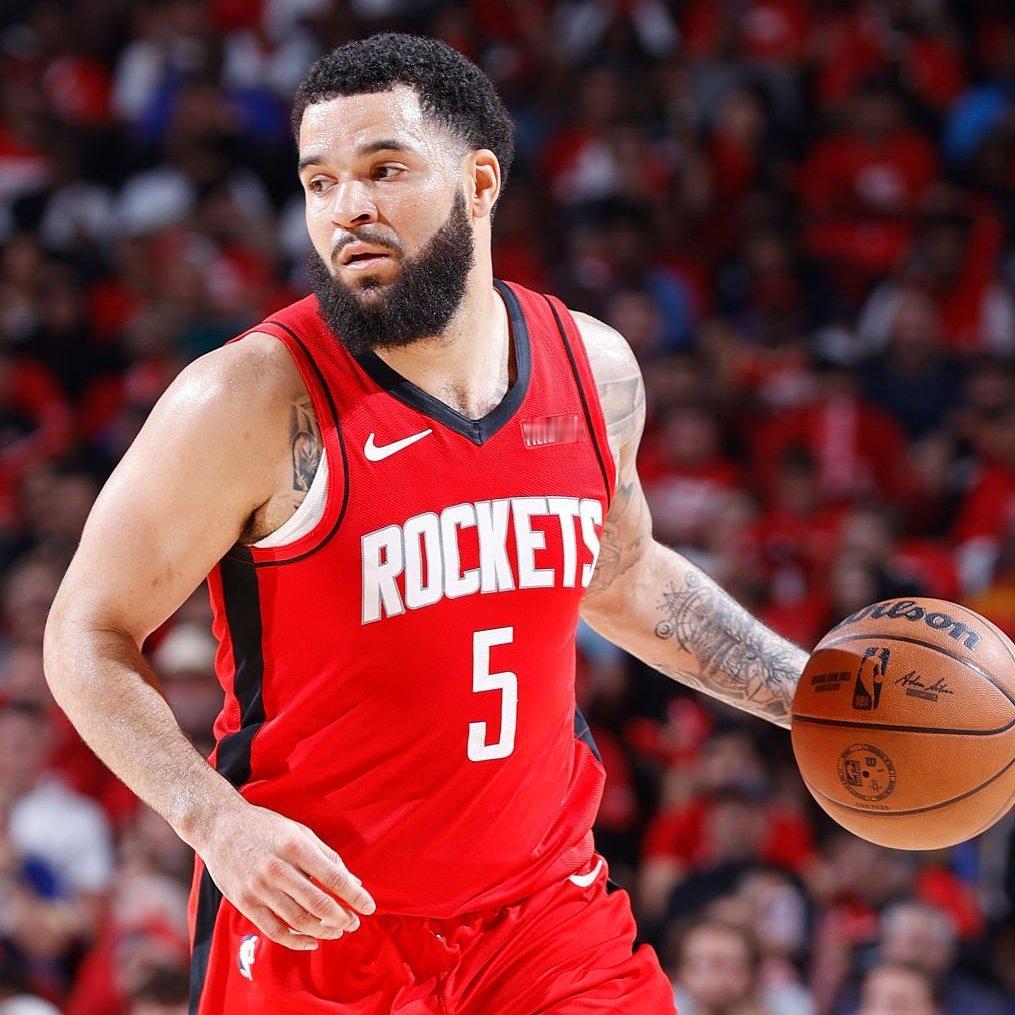 从季前赛看火箭队的变与不变！NBA季前赛，火箭队的季前赛收官之战，对阵上赛季的
