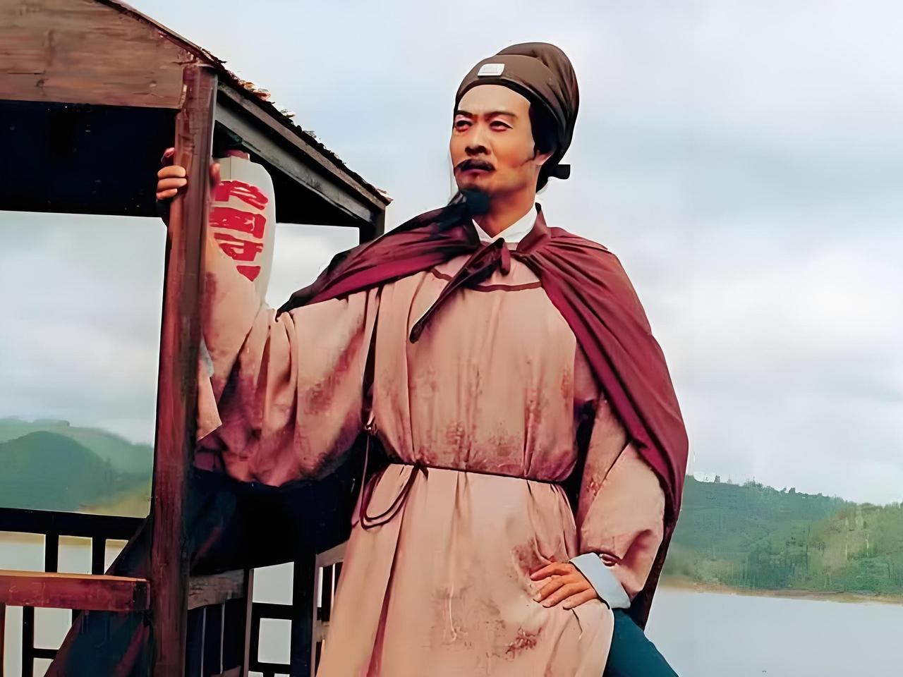 宝玉这个人，“本就懒与士大夫诸男人接谈，又最厌峨冠礼服贺吊往还等事”。他喜欢的，