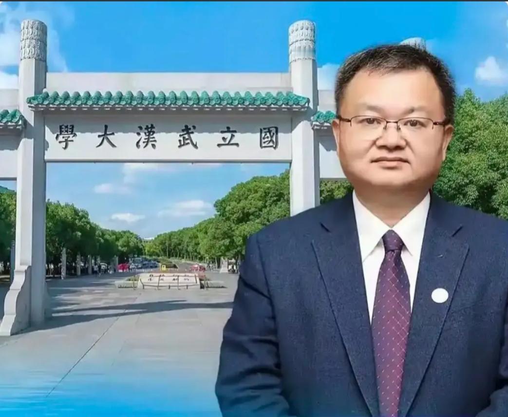 武大表面似乎很平静，其实可能暗潮汹涌。上面暂时没动武大，没拿武大开刀，并不是就放