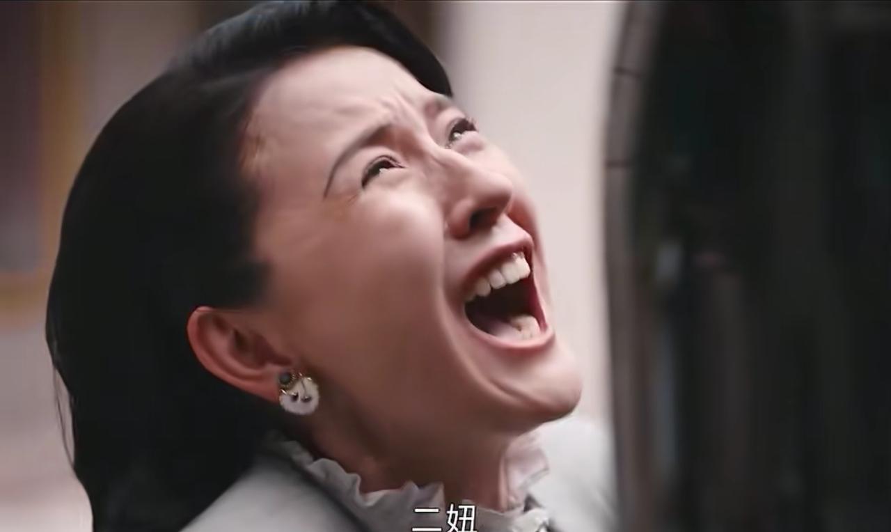 《灼灼韶华》第38集大结局，二妞为救韶华从六楼一跃而下！夏元为了让二妞拿到万灵丹
