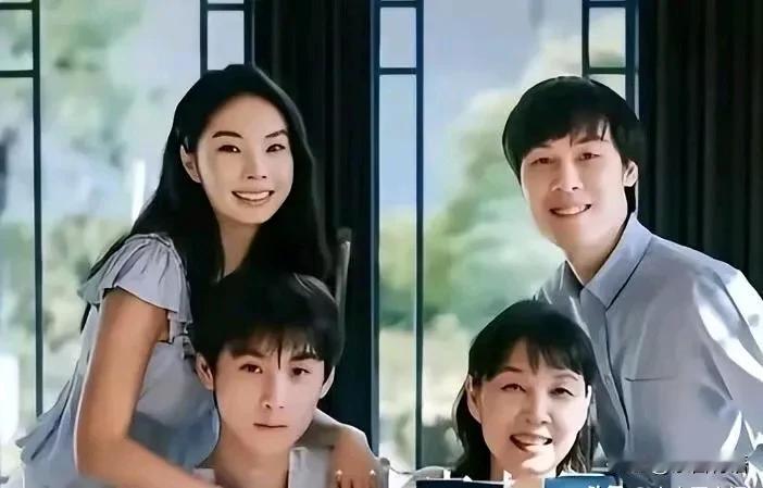 关于宗庆后后代争资产这事，其实很好说！作为吃瓜群众并不复杂！第一：2奶生的都