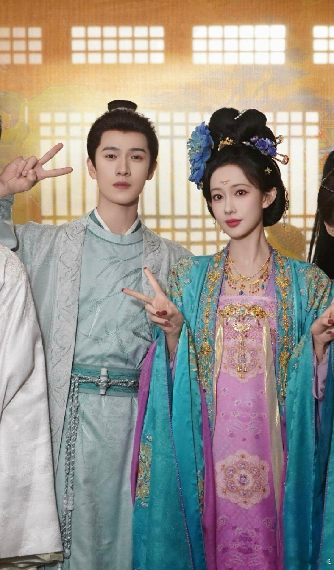 李昀锐孟子义一见面就拥抱李昀锐孟子义hi6拥抱你好星期六刷到现场片段直接尖叫！