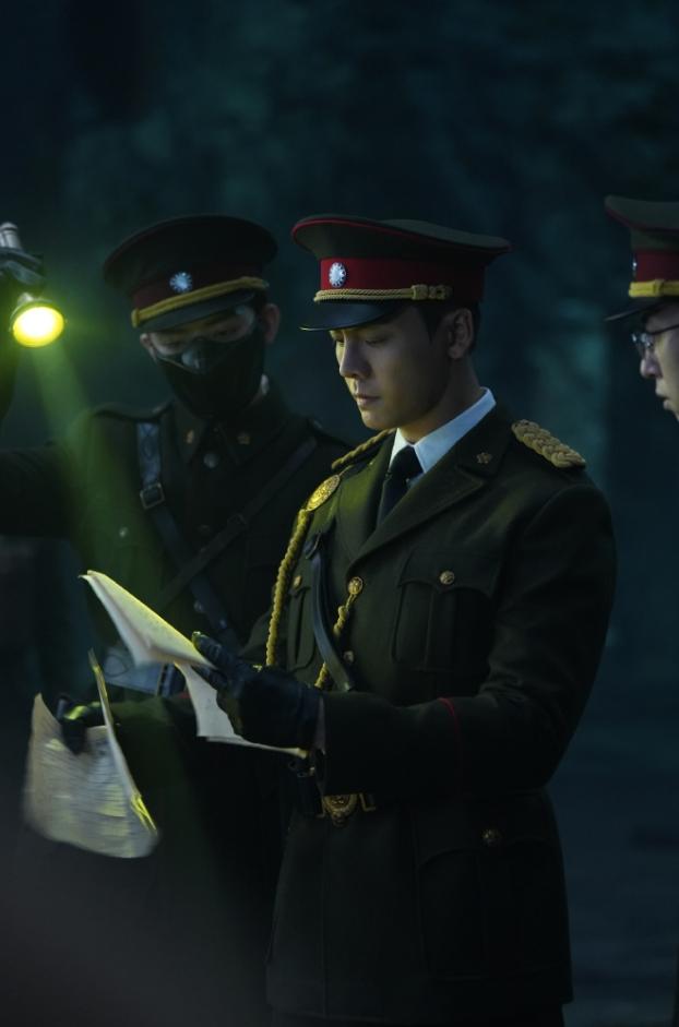 《九门》开播首日云合登顶！这个暑期档是真的不行，《九门》开播第一天，云合就直接