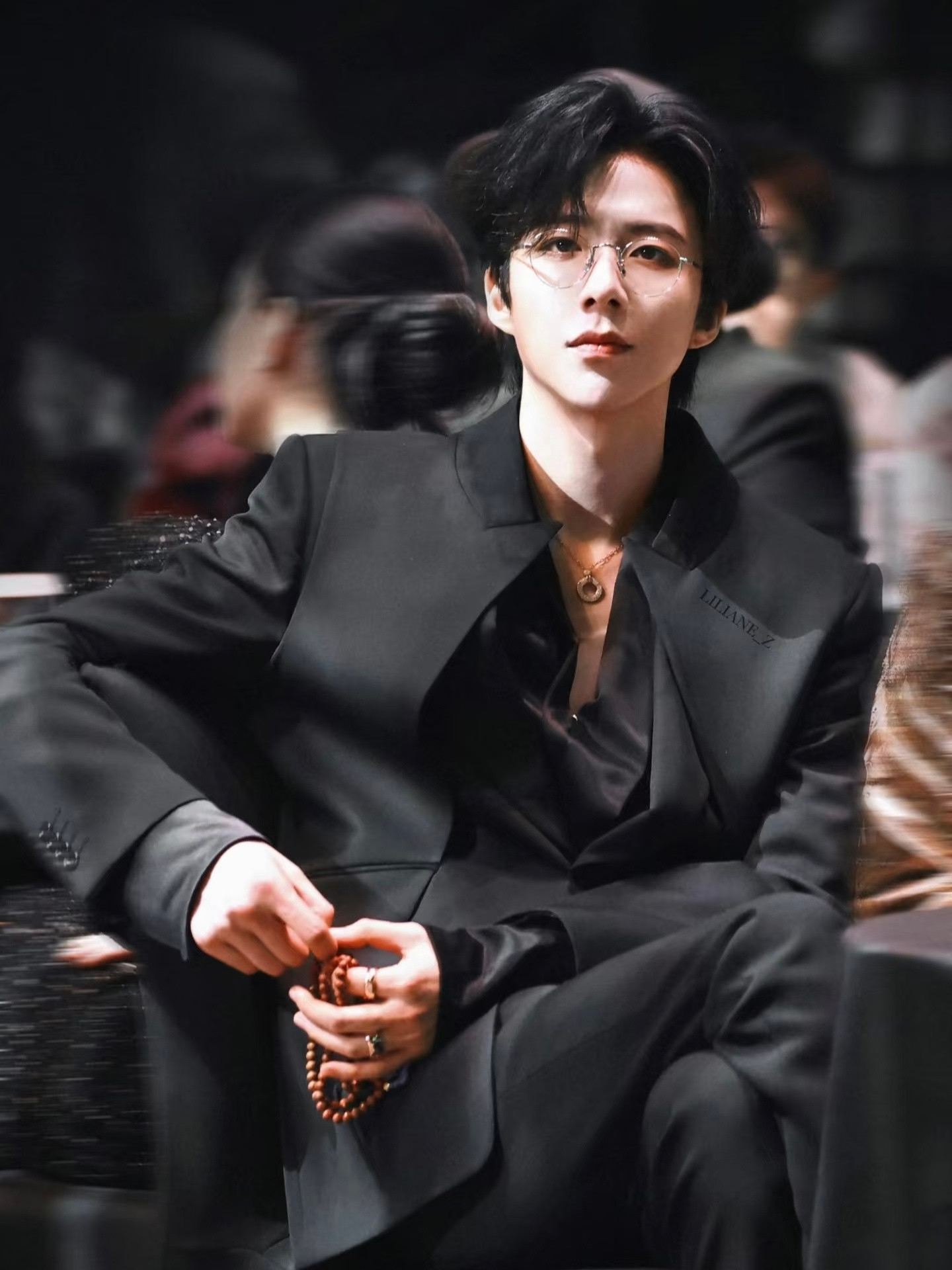 刘宇宁西装界最严厉的父亲刘宇宁西装战神刘宇宁又帅又瘦腿又长，和西装适配度真的10