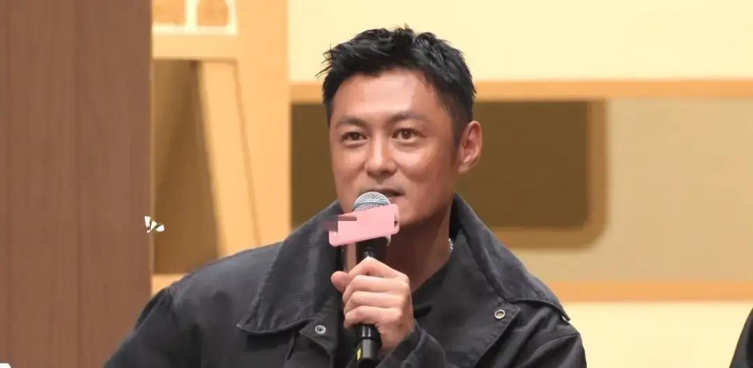 余文乐以后大概率是会减少和芒果的合作了。不是披哥的节目组针对他。这一季的披