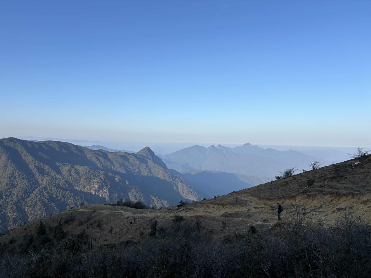 中老年教师的通透感悟就两点：1．凡事不能过于认真。当学生不认真读书时，跟家长