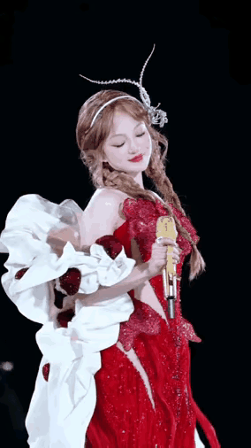 张韶涵出场从来没输过，总是美美哒。张韶涵的设计团队个个都是顶尖的高手，无论是她