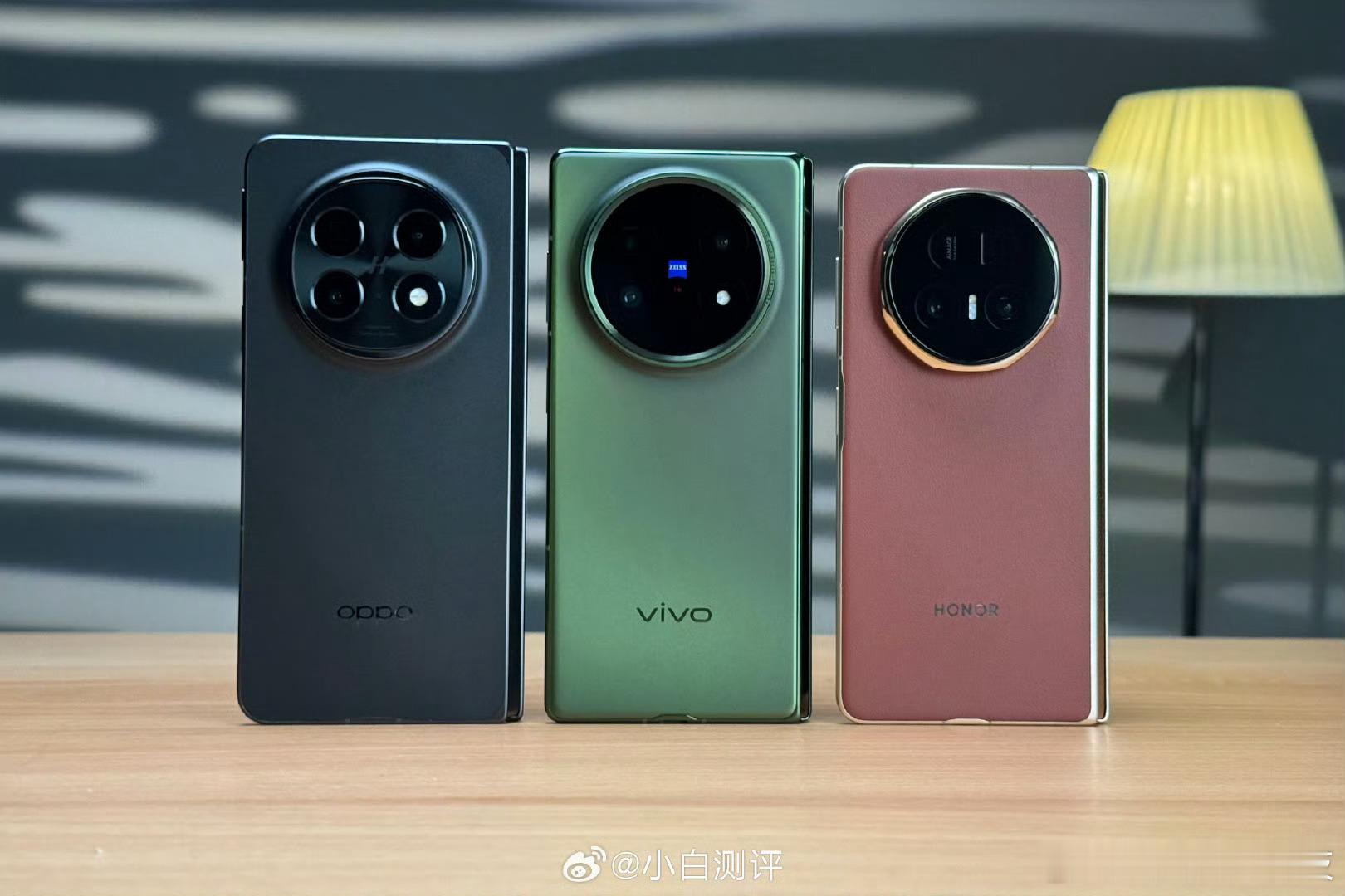 荣耀发完了，三台大折叠也齐活了❶OPPOFindN5（7核8E，8999起）