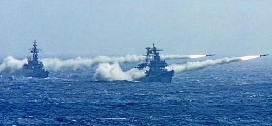 假如美日韩印越菲六国联手挑衅中国，别说打赢，光是这“联合大军”一上场，整个亚