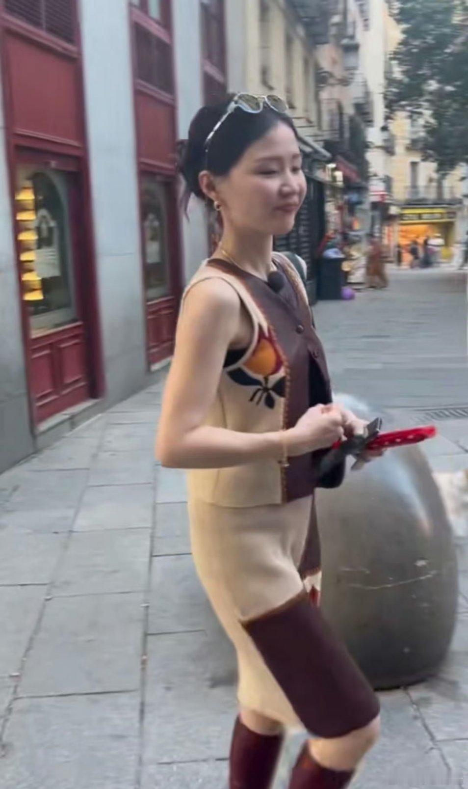 金靖：别再怀疑任何一张能进娱乐圈的脸​​​