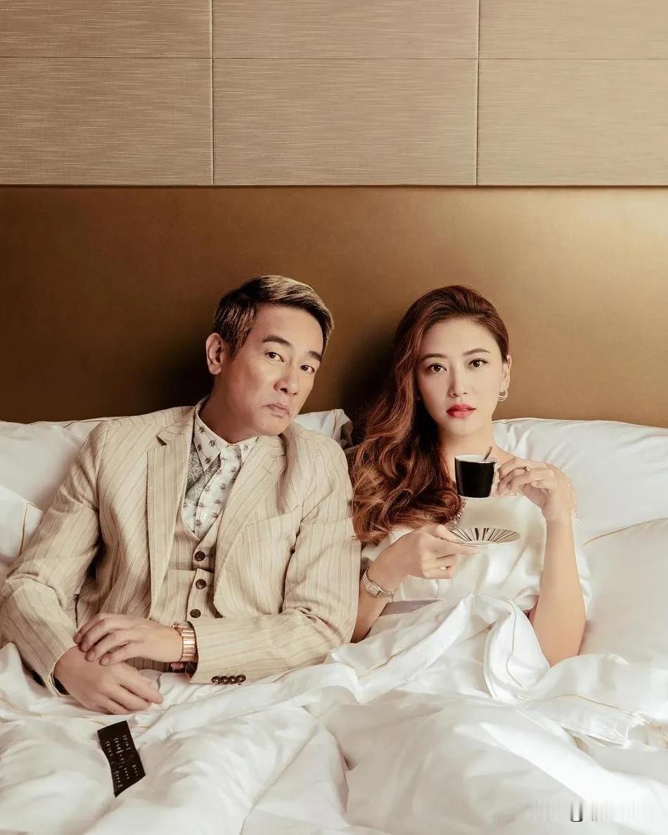 曾经那个瞪谁谁发怵的街头“山鸡哥”，如今兜里揣着老婆给的零花钱，回家晚了还要主动