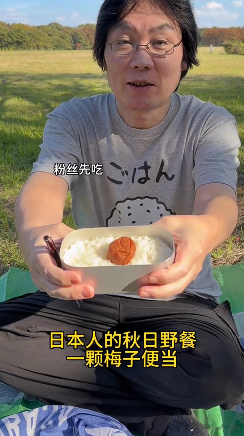 看的我一点食欲都没有，粉丝不想吃[呲牙笑][呲牙笑][呲牙笑]