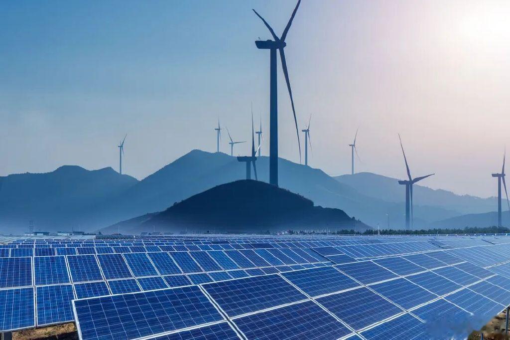 大跨跃! 中国光伏新增装机迈入年均200GW+新时代
