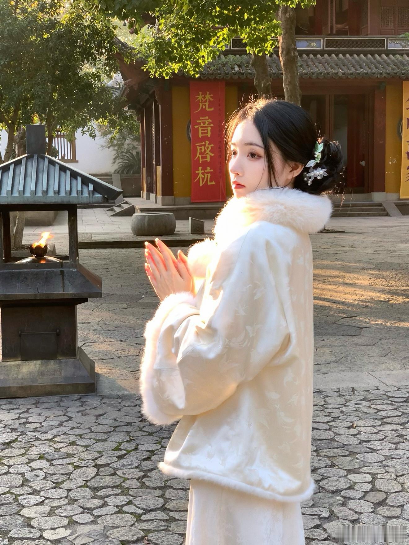 -新年快乐🎉前路昭昭，年年胜意