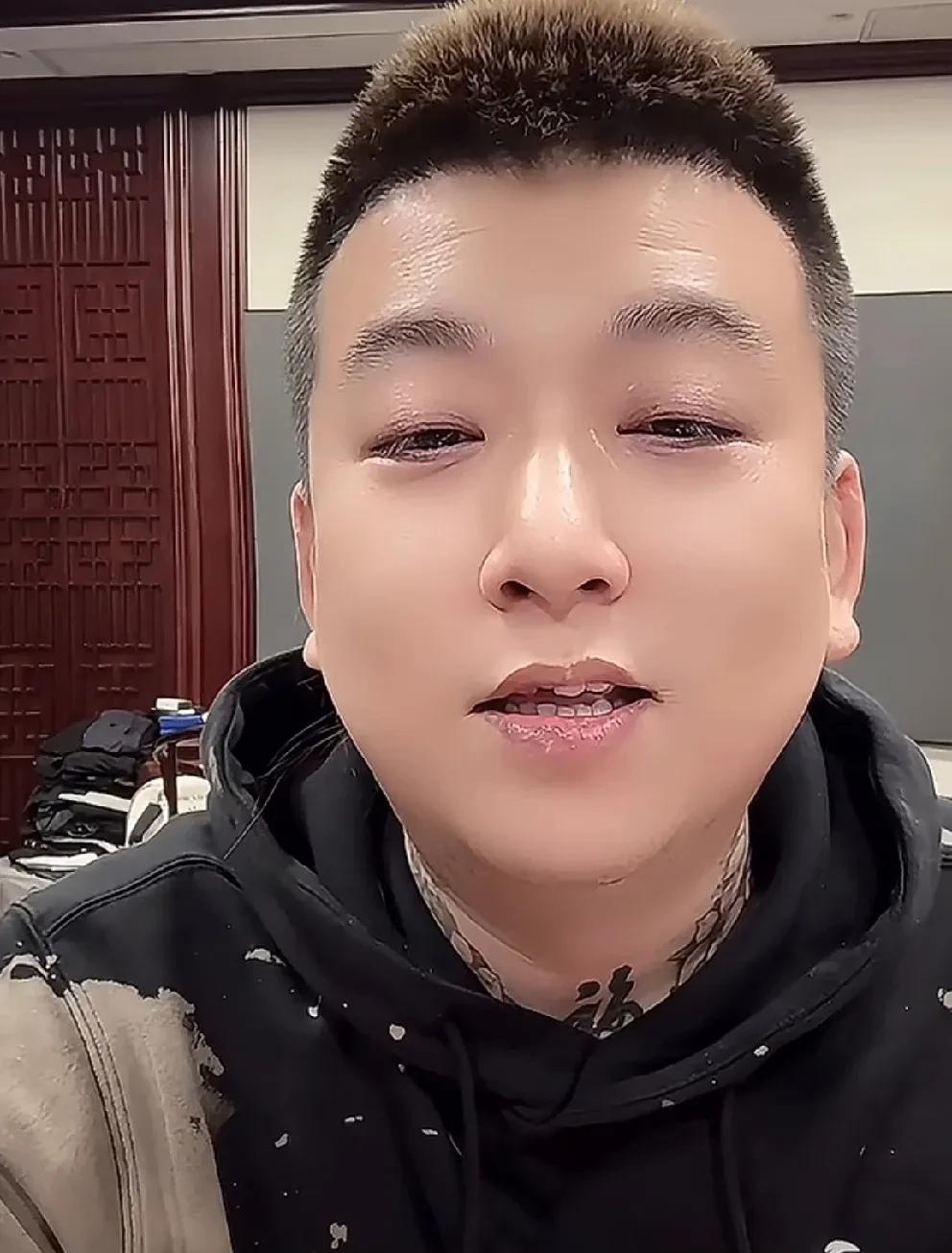 李四d博输光所有现金，日赚百万到如今万元落差大不甘心！李