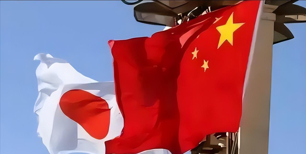 台湾中时新闻网今日发文写道：“可笑的是，日本大言不惭不知死活的说‘台湾有事就是日
