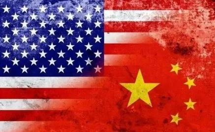 美国承认，特朗普对华战略重大误判，美媒猛然发现：中国在抛美债特朗普第一任期启动