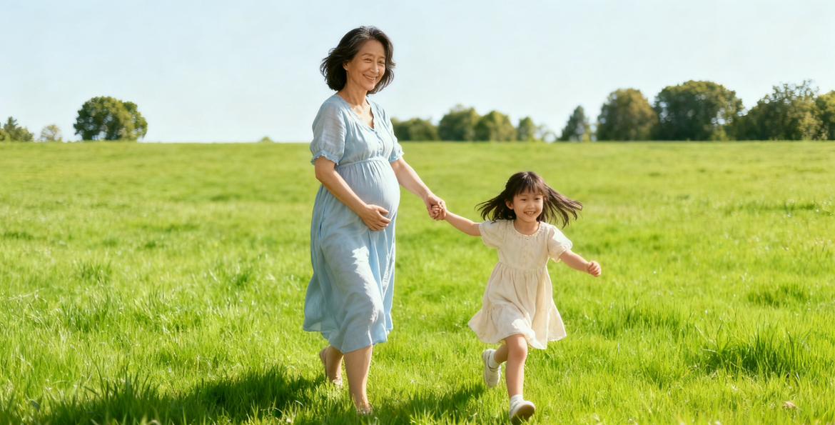 今日周末到公园玩，看到几个孕妇，她们都有一个特征，都是二胎，都是80后，一