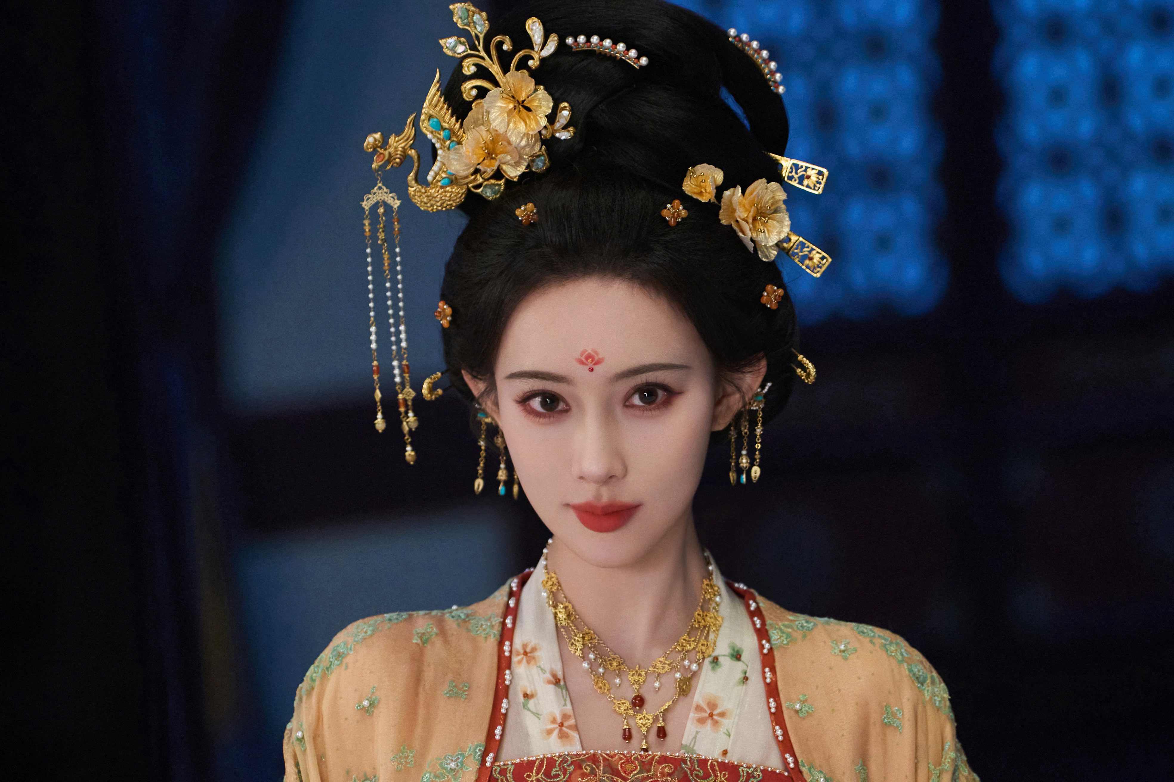 孟子义还没亲呢李昀锐就先闭眼睛了孟子义在复制粘贴的时代，你是手写的诗
