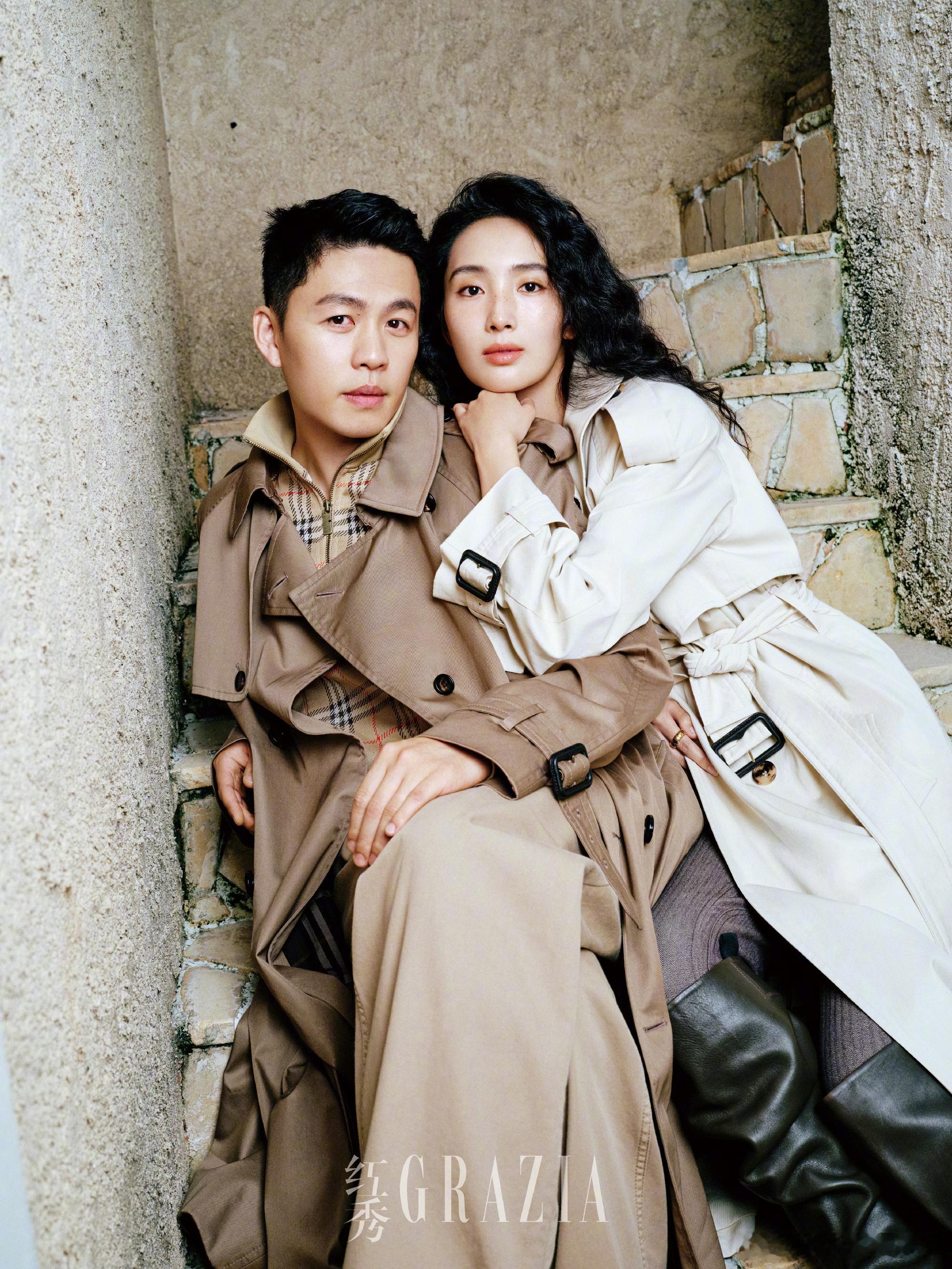 王紫璇李鸿其官宣结婚第一次见杂志官宣结婚的，看起来郎才女貌不错不错​