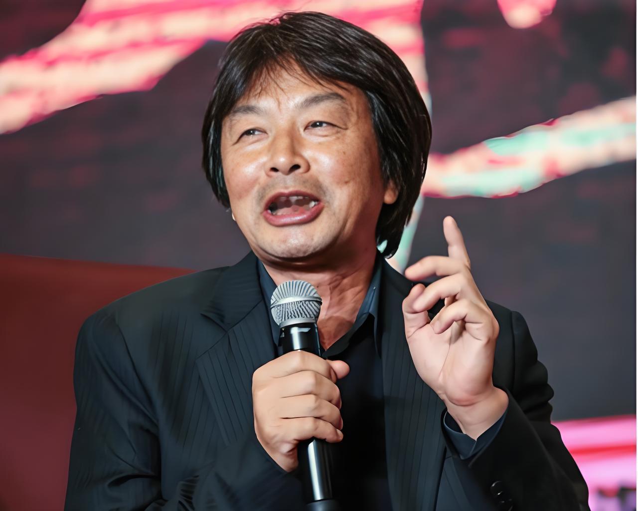 刘震云说：“靠病人赚钱，医院做到了；靠死人赚钱，火葬场做到了；靠埋人赚钱，陵园做