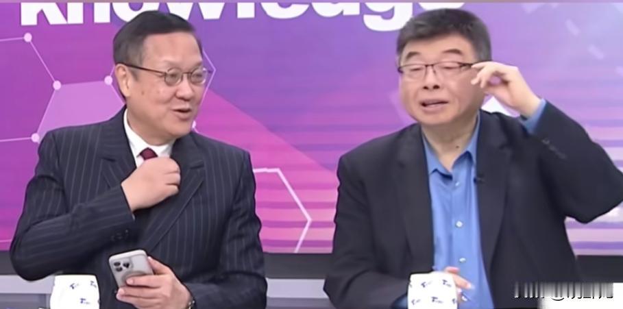 介文汲首次在节目中闲聊谈及大女儿，他大女儿很优秀，居然毕业于鼎鼎大名的中欧国际工