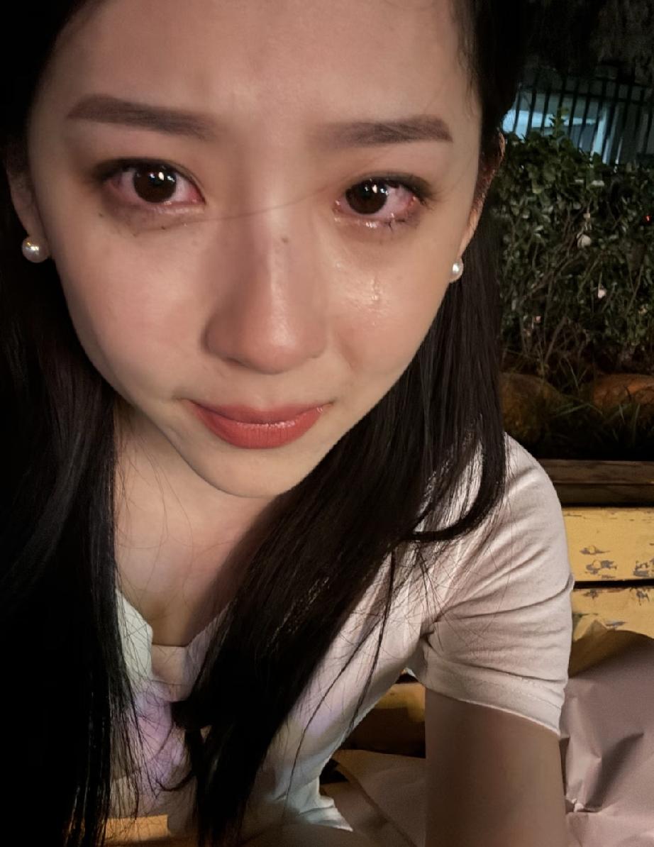 我闺蜜今年37了，大龄剩女，以前总说一个人也挺好，昨天晚上她喝了酒给我打电话，在