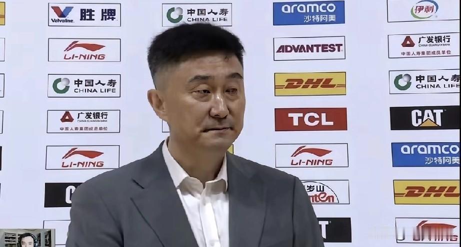 广东队惨遭逆转，杜峰被广东球迷骂惨了。不是一回两回了，记吃不记打，就这阵容让人