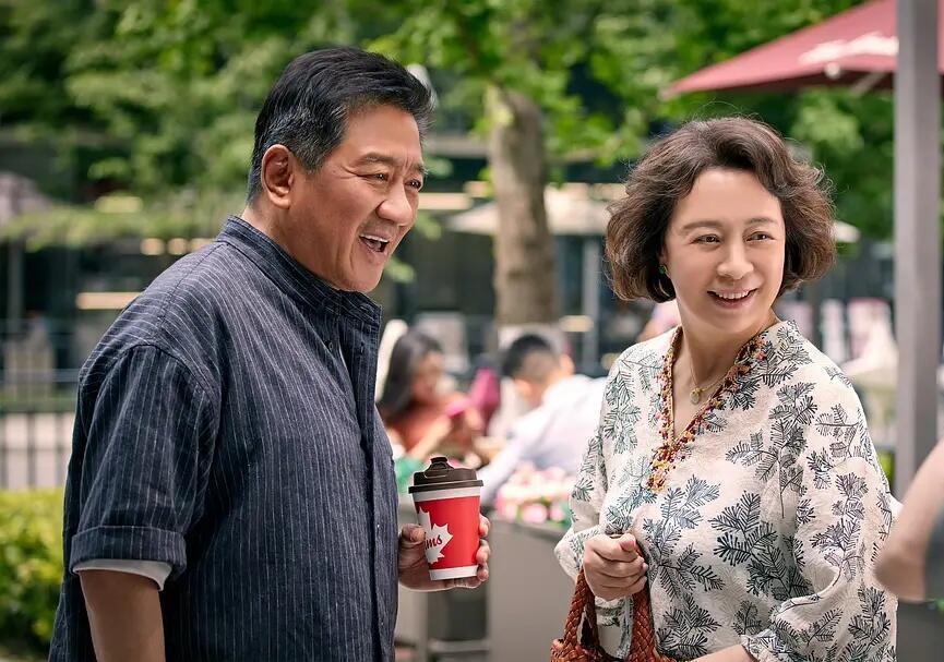《以法之名》和《人民的名义》一样，这种剧好不好看另说，但能发现一个社会现象:体