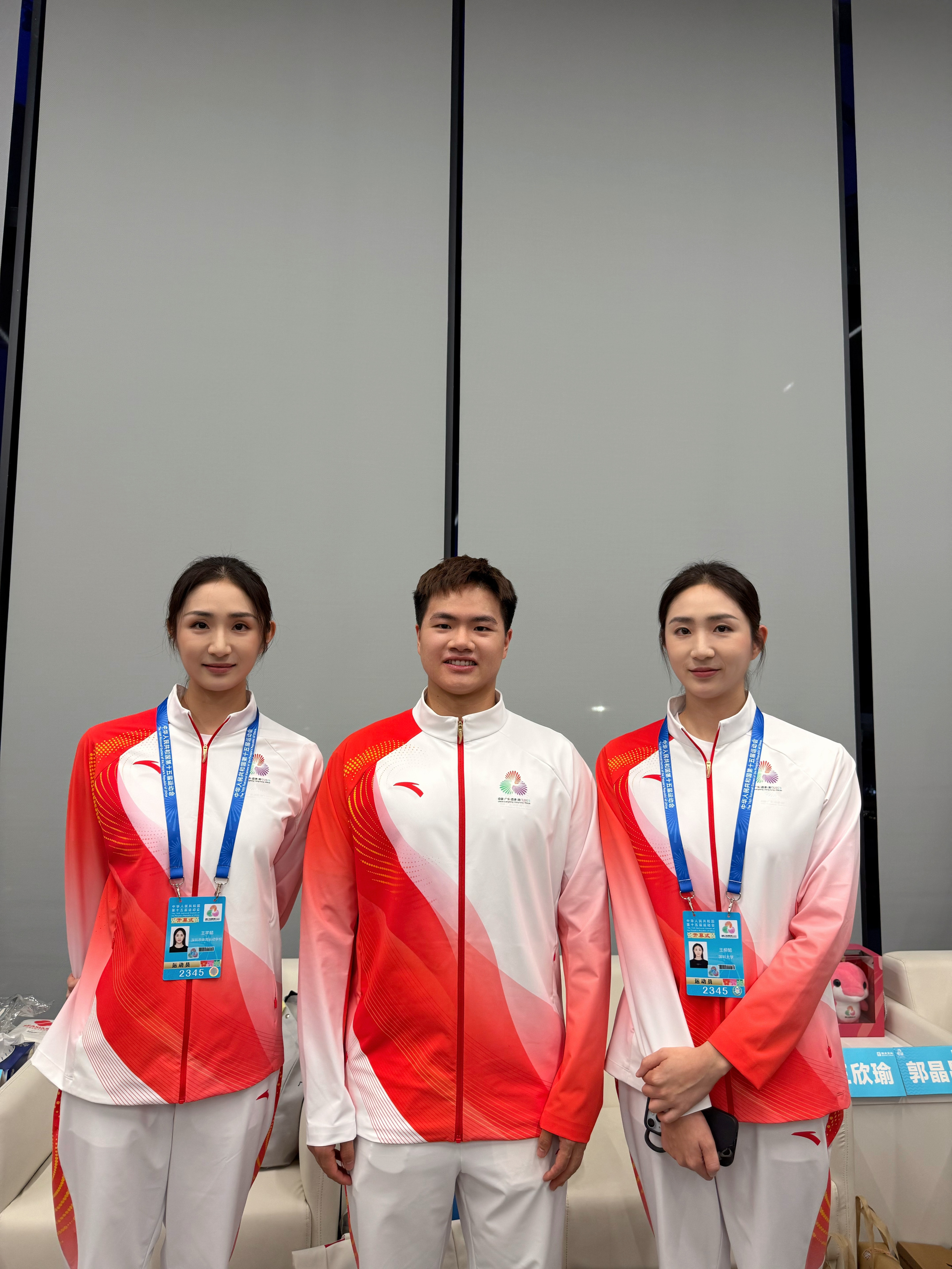 小学猪混入！！！啊啊啊啊啊啊啊好圆好圆我掐​​​