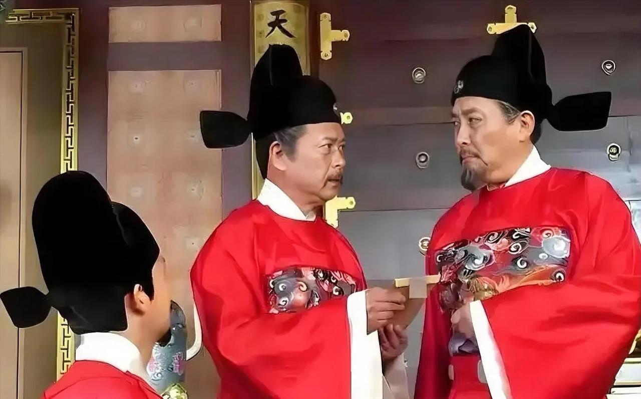 为什么说东林党很邪？因为权利他们全要，责任一点儿不担！一提收税就说这是